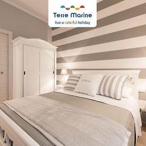 La Bonheur, Terre Marine